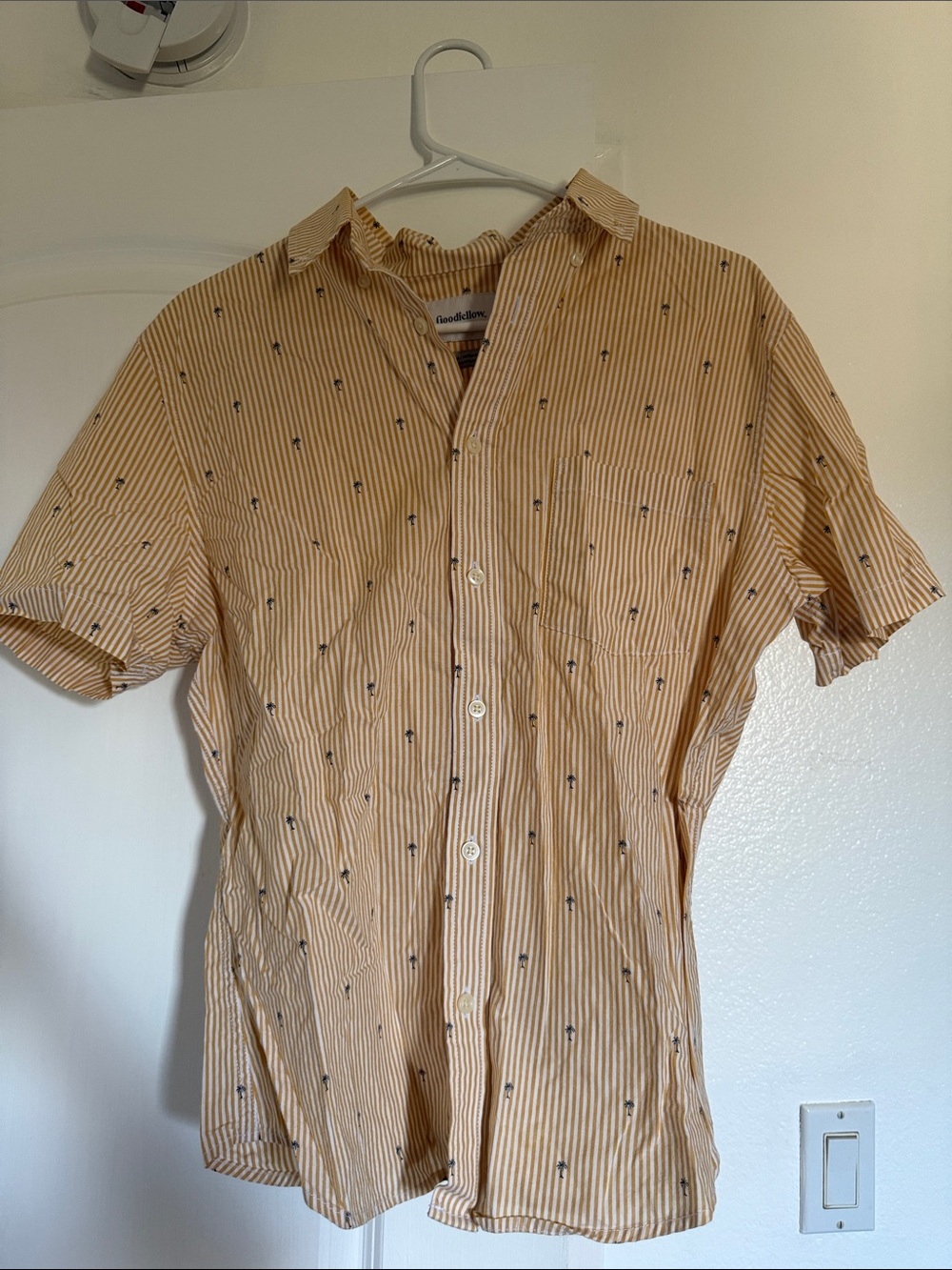 Goodfellow & Co Men's Yellow Stripe Short-Sleeve Button-Up Shirt